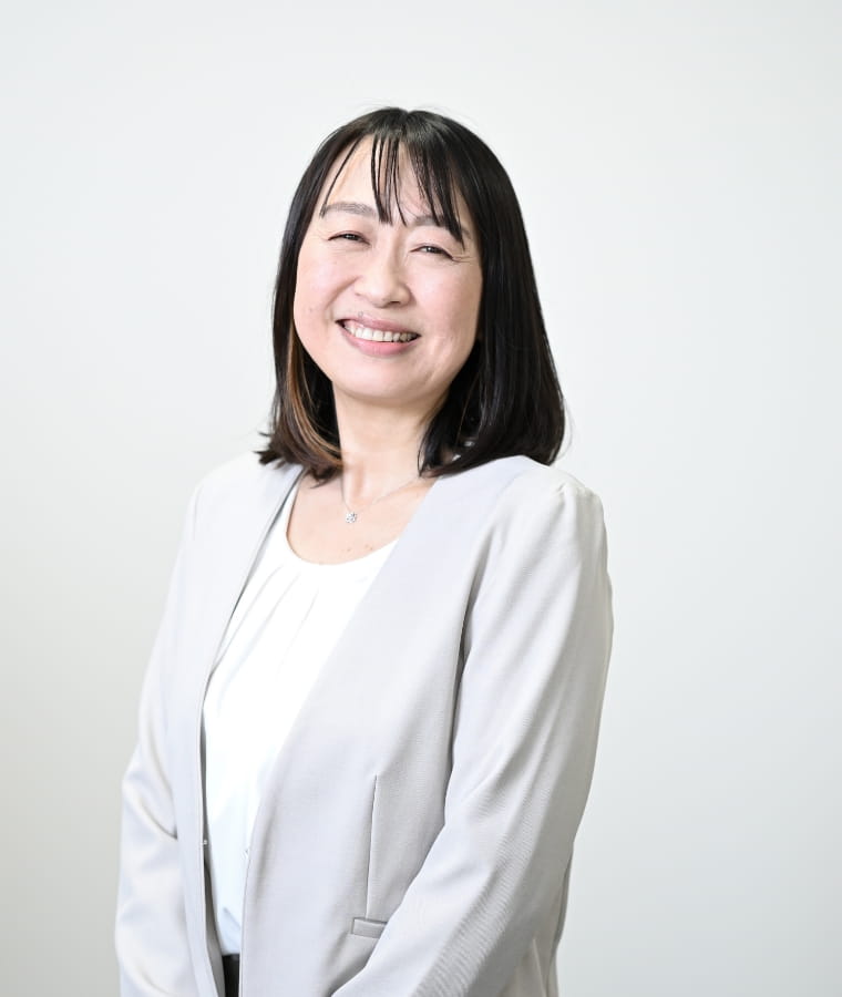 代表　近藤 智美
