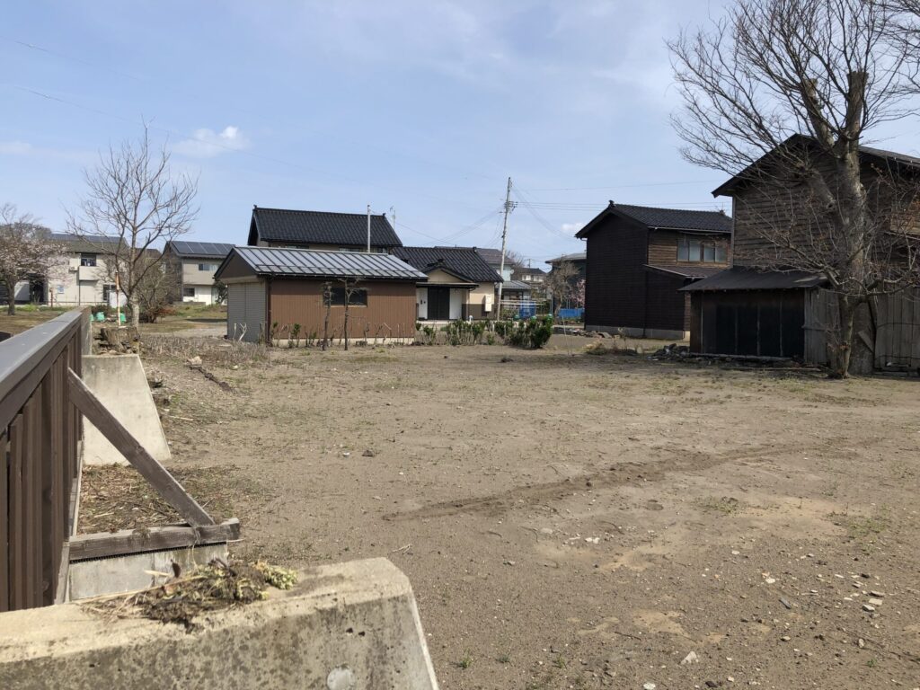 大潟区土地（下小船津浜）